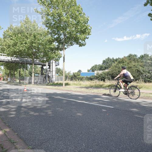 09.08.2026 - GEWOBA Citytriathlon Bremen Michael Burmester http://msf.ph/oto/9954247 09.08.2026 10:58:14 Radfahren 459 meine-sportfotos.de