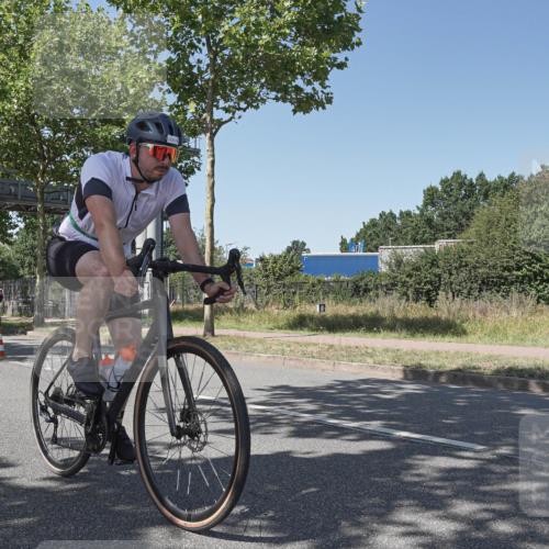 09.08.2026 - GEWOBA Citytriathlon Bremen Michael Burmester http://msf.ph/oto/9954264 09.08.2026 14:29:43 Radfahren 123, 143, 144, 164, 294, 418 meine-sportfotos.de