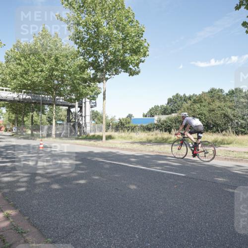 09.08.2026 - GEWOBA Citytriathlon Bremen Michael Burmester http://msf.ph/oto/9954265 09.08.2026 10:59:07 Radfahren 5, 115, 466, 499 meine-sportfotos.de