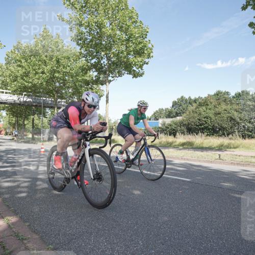 09.08.2026 - GEWOBA Citytriathlon Bremen Michael Burmester http://msf.ph/oto/9954267 09.08.2026 10:59:11 Radfahren 5, 115, 429, 466, 499 meine-sportfotos.de