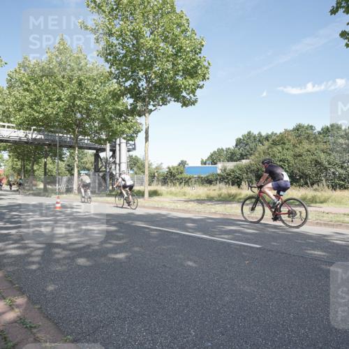 09.08.2026 - GEWOBA Citytriathlon Bremen Michael Burmester http://msf.ph/oto/9954290 09.08.2026 10:59:51 Radfahren 49 meine-sportfotos.de