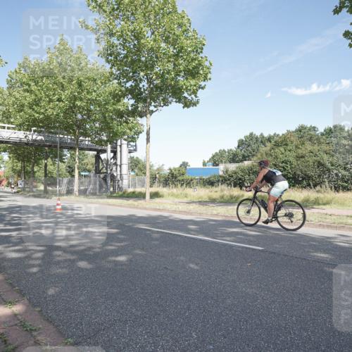 09.08.2026 - GEWOBA Citytriathlon Bremen Michael Burmester http://msf.ph/oto/9954294 09.08.2026 11:00:01 Radfahren 49 meine-sportfotos.de