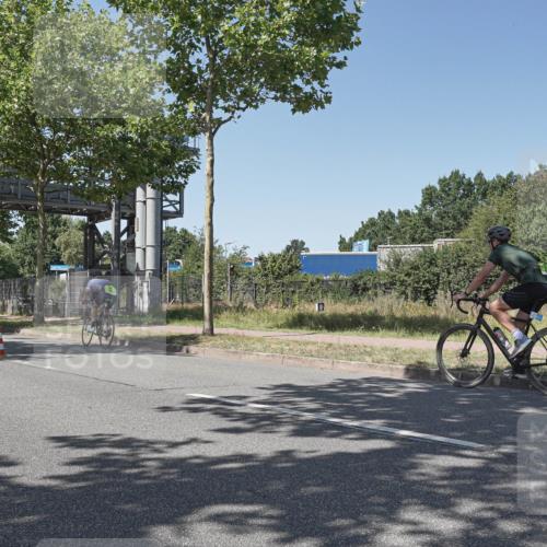 09.08.2026 - GEWOBA Citytriathlon Bremen Michael Burmester http://msf.ph/oto/9954307 09.08.2026 14:30:09 Radfahren 137, 139, 279, 304, 401, 407, 469, 512 meine-sportfotos.de