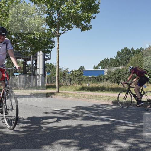 09.08.2026 - GEWOBA Citytriathlon Bremen Michael Burmester http://msf.ph/oto/9954316 09.08.2026 14:30:17 Radfahren 26, 137, 139, 169, 279, 304, 401, 407 meine-sportfotos.de