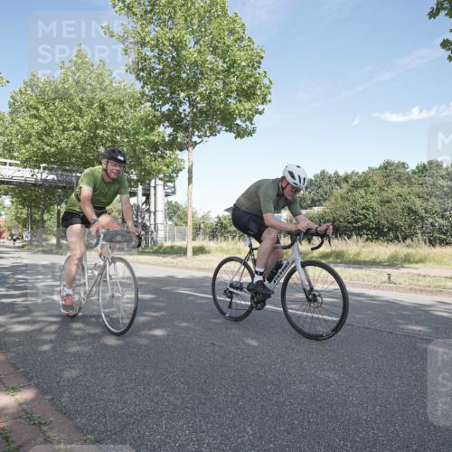 09.08.2026 - GEWOBA Citytriathlon Bremen Michael Burmester http://msf.ph/oto/9954317 09.08.2026 11:00:40 Radfahren 73, 91, 127, 161, 165, 415, 424, 425 meine-sportfotos.de