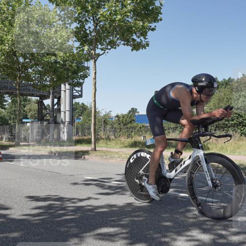 09.08.2026 - GEWOBA Citytriathlon Bremen Michael Burmester http://msf.ph/oto/9954326 09.08.2026 14:30:29 Radfahren 26, 27, 79, 118, 159, 169, 270, 374, 433 meine-sportfotos.de
