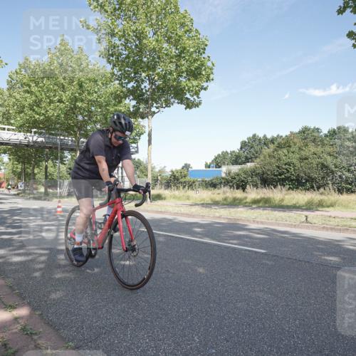 09.08.2026 - GEWOBA Citytriathlon Bremen Michael Burmester http://msf.ph/oto/9954335 09.08.2026 11:01:08 Radfahren 77, 78, 197, 420 meine-sportfotos.de