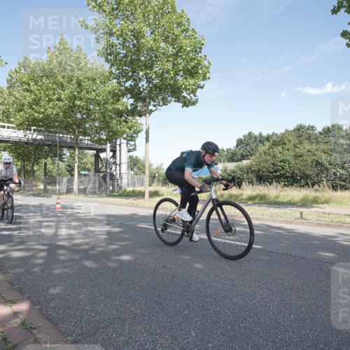 09.08.2026 - GEWOBA Citytriathlon Bremen Michael Burmester http://msf.ph/oto/9954339 09.08.2026 11:01:13 Radfahren 77, 78, 197, 203, 420, 422 meine-sportfotos.de