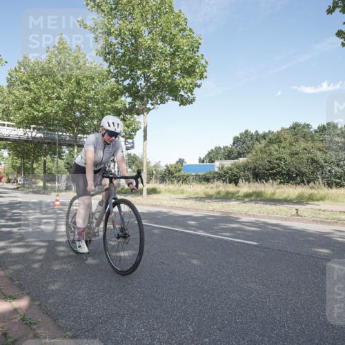 09.08.2026 - GEWOBA Citytriathlon Bremen Michael Burmester http://msf.ph/oto/9954341 09.08.2026 11:01:13 Radfahren 77, 78, 197, 203, 420, 422 meine-sportfotos.de