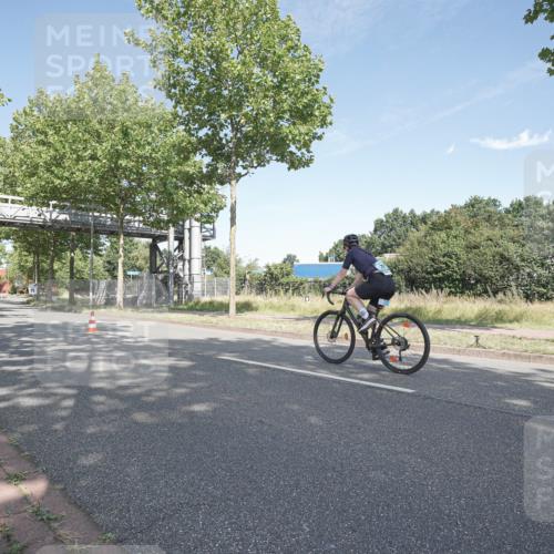 09.08.2026 - GEWOBA Citytriathlon Bremen Michael Burmester http://msf.ph/oto/9954345 09.08.2026 11:01:21 Radfahren 78, 197, 203, 422 meine-sportfotos.de