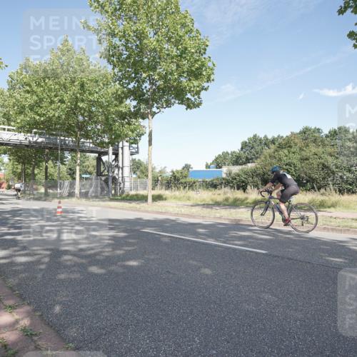 09.08.2026 - GEWOBA Citytriathlon Bremen Michael Burmester http://msf.ph/oto/9954361 09.08.2026 11:02:09 Radfahren 71, 431 meine-sportfotos.de