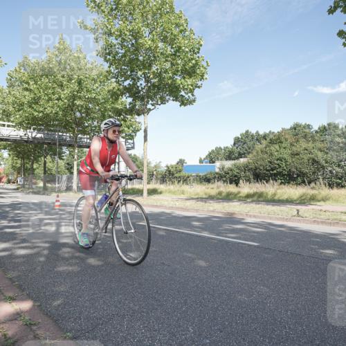 09.08.2026 - GEWOBA Citytriathlon Bremen Michael Burmester http://msf.ph/oto/9954367 09.08.2026 11:02:29 Radfahren 512 meine-sportfotos.de