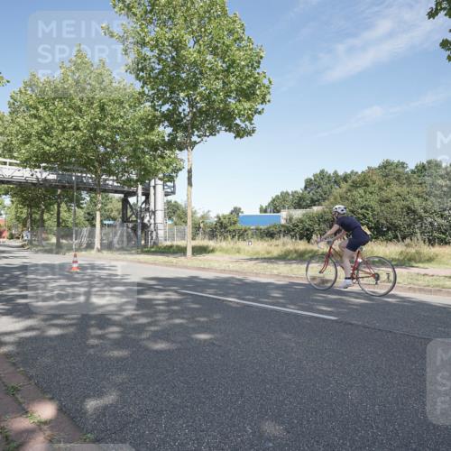 09.08.2026 - GEWOBA Citytriathlon Bremen Michael Burmester http://msf.ph/oto/9954407 09.08.2026 11:06:58 Radfahren  meine-sportfotos.de