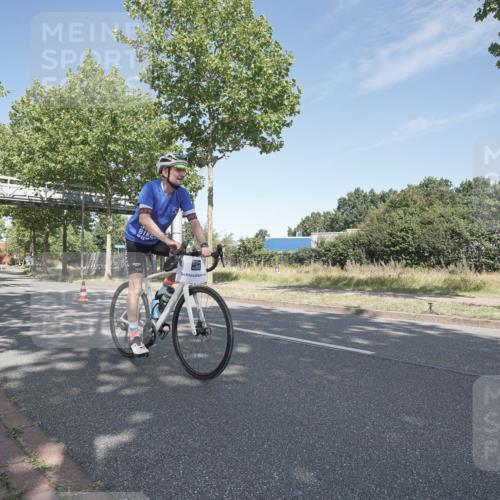 09.08.2026 - GEWOBA Citytriathlon Bremen Michael Burmester http://msf.ph/oto/9954411 09.08.2026 11:07:10 Radfahren 159 meine-sportfotos.de