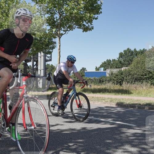 09.08.2026 - GEWOBA Citytriathlon Bremen Michael Burmester http://msf.ph/oto/9954414 09.08.2026 14:32:02 Radfahren 21, 126, 134, 254 meine-sportfotos.de