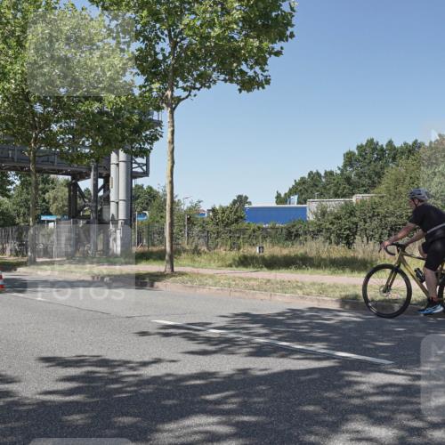 09.08.2026 - GEWOBA Citytriathlon Bremen Michael Burmester http://msf.ph/oto/9954416 09.08.2026 14:32:07 Radfahren 21, 111, 126, 134, 254 meine-sportfotos.de