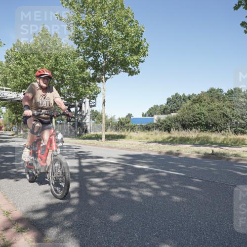 09.08.2026 - GEWOBA Citytriathlon Bremen Michael Burmester http://msf.ph/oto/9954427 09.08.2026 11:28:11 Radfahren 213 meine-sportfotos.de