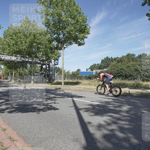 09.08.2026 - GEWOBA Citytriathlon Bremen Michael Burmester http://msf.ph/oto/9954439 09.08.2026 11:54:28 Radfahren  meine-sportfotos.de