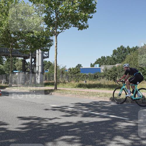 09.08.2026 - GEWOBA Citytriathlon Bremen Michael Burmester http://msf.ph/oto/9954452 09.08.2026 14:32:41 Radfahren 2, 22, 44, 76, 396 meine-sportfotos.de