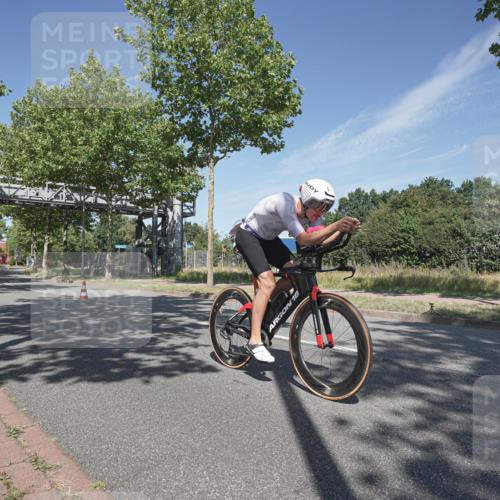 09.08.2026 - GEWOBA Citytriathlon Bremen Michael Burmester http://msf.ph/oto/9954455 09.08.2026 11:59:24 Radfahren 684 meine-sportfotos.de