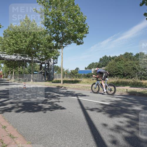 09.08.2026 - GEWOBA Citytriathlon Bremen Michael Burmester http://msf.ph/oto/9954457 09.08.2026 12:01:10 Radfahren  meine-sportfotos.de