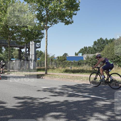 09.08.2026 - GEWOBA Citytriathlon Bremen Michael Burmester http://msf.ph/oto/9954458 09.08.2026 14:32:44 Radfahren 2, 22, 44, 76, 396 meine-sportfotos.de