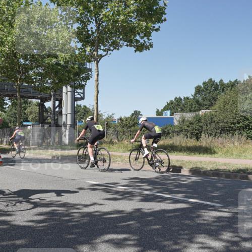 09.08.2026 - GEWOBA Citytriathlon Bremen Michael Burmester http://msf.ph/oto/9954462 09.08.2026 14:32:46 Radfahren 2, 44, 76, 396 meine-sportfotos.de