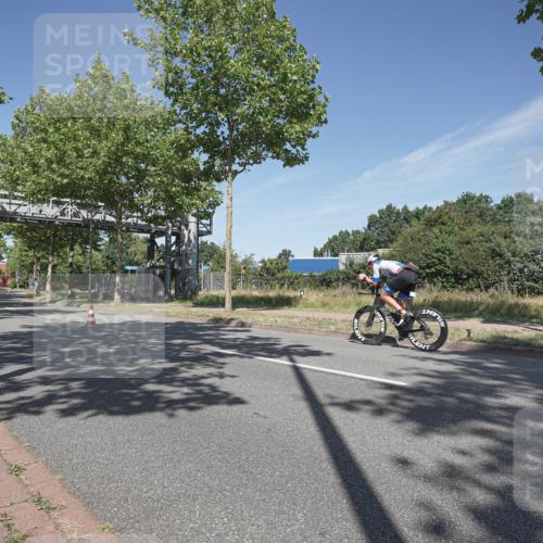 09.08.2026 - GEWOBA Citytriathlon Bremen Michael Burmester http://msf.ph/oto/9954465 09.08.2026 12:02:39 Radfahren  meine-sportfotos.de