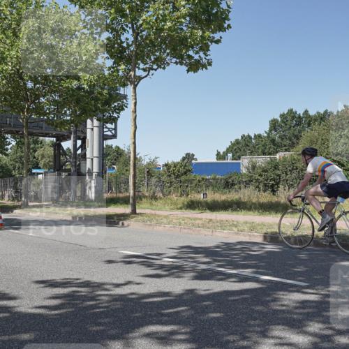 09.08.2026 - GEWOBA Citytriathlon Bremen Michael Burmester http://msf.ph/oto/9954500 09.08.2026 14:33:12 Radfahren 19, 38, 148, 180, 265, 354 meine-sportfotos.de