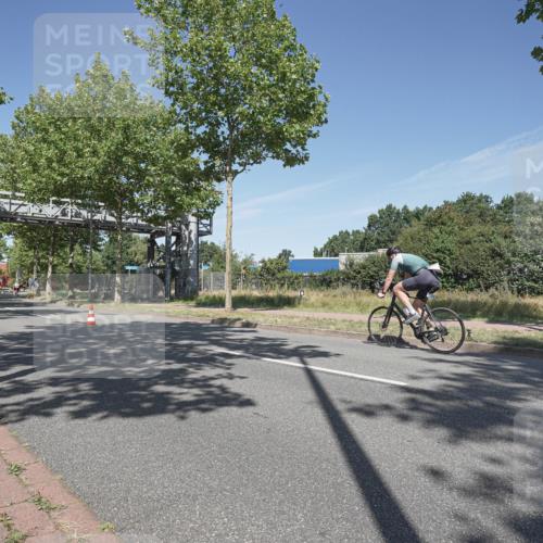 09.08.2026 - GEWOBA Citytriathlon Bremen Michael Burmester http://msf.ph/oto/9954530 09.08.2026 12:05:42 Radfahren 541, 562, 623, 695, 696, 1110 meine-sportfotos.de