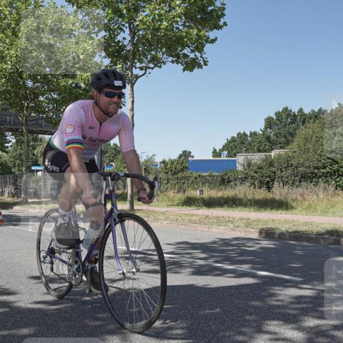 09.08.2026 - GEWOBA Citytriathlon Bremen Michael Burmester http://msf.ph/oto/9954543 09.08.2026 14:33:43 Radfahren 5, 38, 66, 74, 82, 146, 218, 232, 263, 308, 371, 470 meine-sportfotos.de