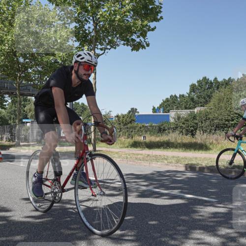 09.08.2026 - GEWOBA Citytriathlon Bremen Michael Burmester http://msf.ph/oto/9954547 09.08.2026 14:33:47 Radfahren 5, 38, 66, 74, 82, 146, 218, 345, 371, 470 meine-sportfotos.de