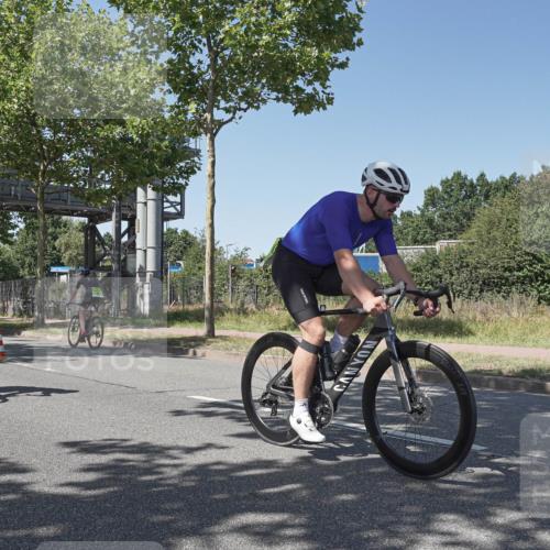 09.08.2026 - GEWOBA Citytriathlon Bremen Michael Burmester http://msf.ph/oto/9954557 09.08.2026 14:33:56 Radfahren 5, 43, 66, 82, 115, 278, 285, 345, 371 meine-sportfotos.de