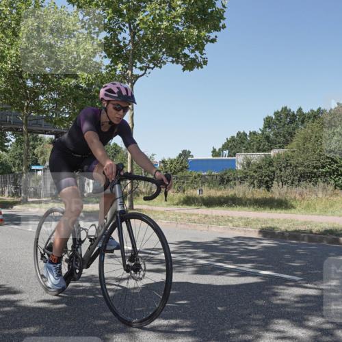 09.08.2026 - GEWOBA Citytriathlon Bremen Michael Burmester http://msf.ph/oto/9954560 09.08.2026 14:33:59 Radfahren 5, 43, 66, 115, 278, 285, 345 meine-sportfotos.de