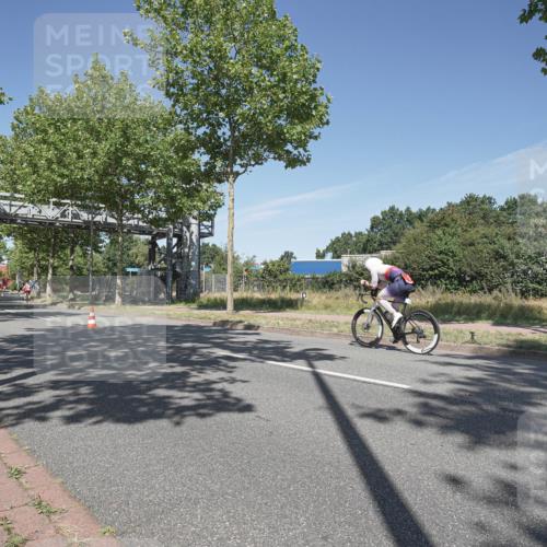 09.08.2026 - GEWOBA Citytriathlon Bremen Michael Burmester http://msf.ph/oto/9954585 09.08.2026 12:07:08 Radfahren  meine-sportfotos.de