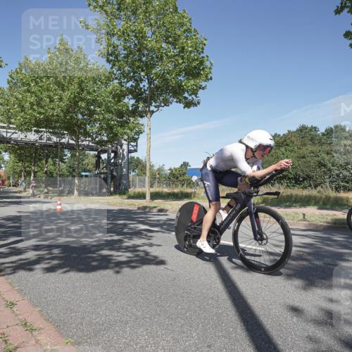 09.08.2026 - GEWOBA Citytriathlon Bremen Michael Burmester http://msf.ph/oto/9954593 09.08.2026 12:07:27 Radfahren 628, 761 meine-sportfotos.de