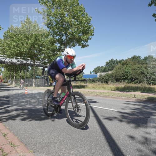 09.08.2026 - GEWOBA Citytriathlon Bremen Michael Burmester http://msf.ph/oto/9954601 09.08.2026 12:07:41 Radfahren 572, 586, 614, 628, 649, 761 meine-sportfotos.de