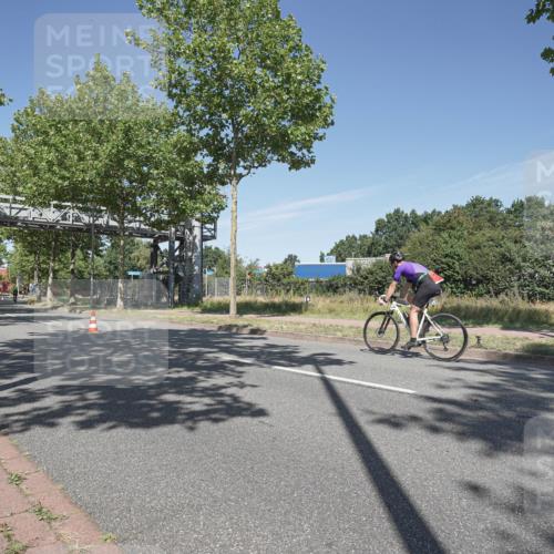 09.08.2026 - GEWOBA Citytriathlon Bremen Michael Burmester http://msf.ph/oto/9954631 09.08.2026 12:08:18 Radfahren 548, 601, 671, 787 meine-sportfotos.de