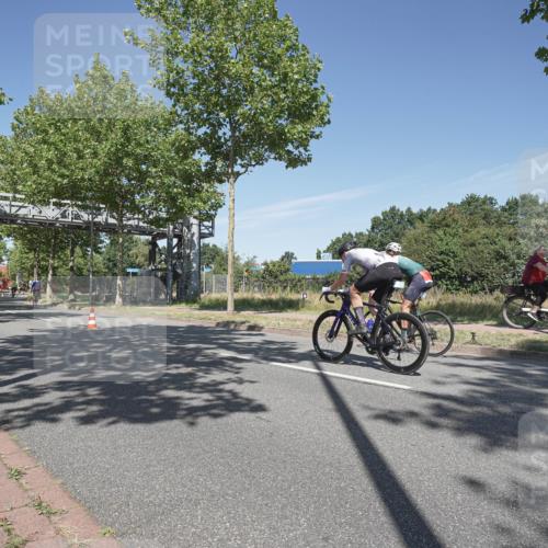09.08.2026 - GEWOBA Citytriathlon Bremen Michael Burmester http://msf.ph/oto/9954656 09.08.2026 12:08:40 Radfahren 558, 602, 620, 643, 711 meine-sportfotos.de