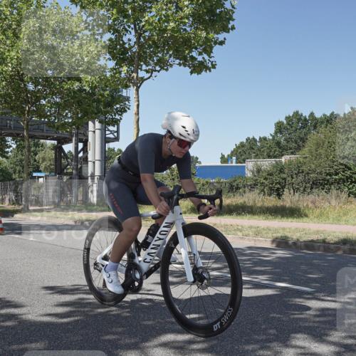 09.08.2026 - GEWOBA Citytriathlon Bremen Michael Burmester http://msf.ph/oto/9954689 09.08.2026 14:35:32 Radfahren 14, 28, 57, 64, 121, 130, 205, 286, 325, 339, 363, 364, 370, 403, 462, 466, 527 meine-sportfotos.de