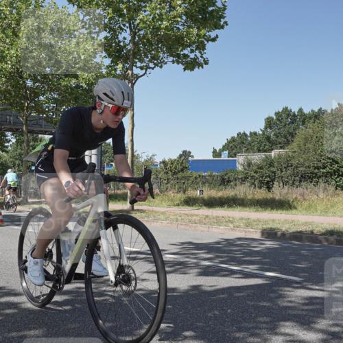 09.08.2026 - GEWOBA Citytriathlon Bremen Michael Burmester http://msf.ph/oto/9954706 09.08.2026 14:35:40 Radfahren 14, 47, 147, 205, 271, 286, 325, 334, 363, 370, 403, 453, 462, 466, 527 meine-sportfotos.de