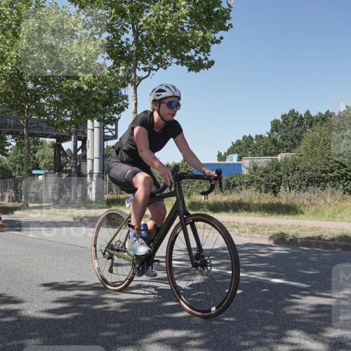 09.08.2026 - GEWOBA Citytriathlon Bremen Michael Burmester http://msf.ph/oto/9954718 09.08.2026 14:35:47 Radfahren 14, 39, 47, 147, 205, 271, 325, 334, 363, 453, 462, 527 meine-sportfotos.de