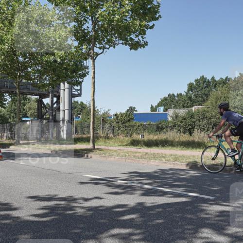 09.08.2026 - GEWOBA Citytriathlon Bremen Michael Burmester http://msf.ph/oto/9954722 09.08.2026 14:35:49 Radfahren 39, 47, 147, 205, 271, 334, 363, 373, 453, 462, 527 meine-sportfotos.de