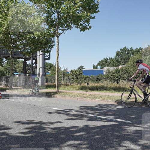 09.08.2026 - GEWOBA Citytriathlon Bremen Michael Burmester http://msf.ph/oto/9954724 09.08.2026 14:35:50 Radfahren 39, 47, 147, 205, 271, 334, 343, 363, 373, 453, 462, 527 meine-sportfotos.de