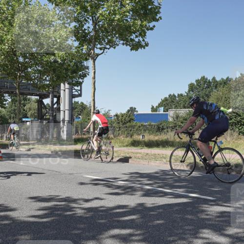 09.08.2026 - GEWOBA Citytriathlon Bremen Michael Burmester http://msf.ph/oto/9954726 09.08.2026 14:35:51 Radfahren 39, 47, 147, 205, 271, 334, 343, 363, 373, 453, 462, 527 meine-sportfotos.de