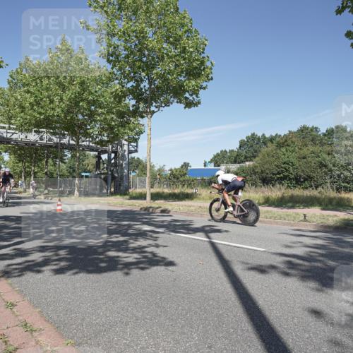 09.08.2026 - GEWOBA Citytriathlon Bremen Michael Burmester http://msf.ph/oto/9954735 09.08.2026 12:10:05 Radfahren 619, 633, 688, 718, 729, 770, 774, 1002 meine-sportfotos.de
