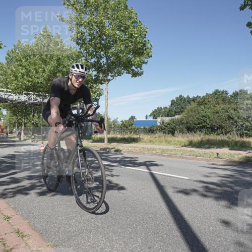 09.08.2026 - GEWOBA Citytriathlon Bremen Michael Burmester http://msf.ph/oto/9954741 09.08.2026 12:10:08 Radfahren 619, 633, 688, 729, 770, 774, 1002 meine-sportfotos.de