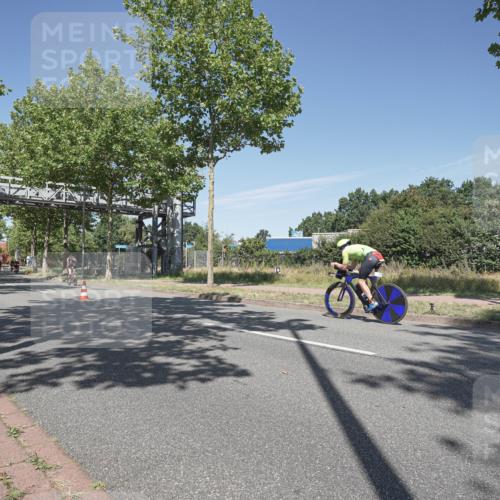 09.08.2026 - GEWOBA Citytriathlon Bremen Michael Burmester http://msf.ph/oto/9954760 09.08.2026 12:10:25 Radfahren 563, 776 meine-sportfotos.de