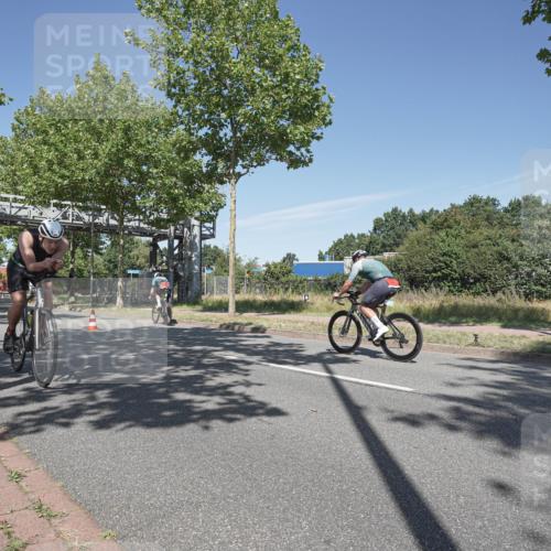 09.08.2026 - GEWOBA Citytriathlon Bremen Michael Burmester http://msf.ph/oto/9954786 09.08.2026 12:10:54 Radfahren 587, 652, 669, 714, 740, 743, 766 meine-sportfotos.de