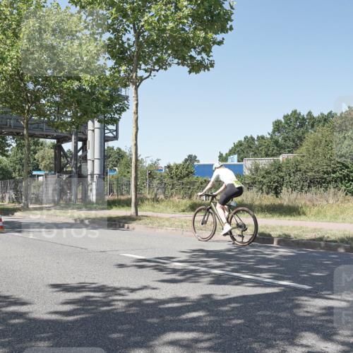 09.08.2026 - GEWOBA Citytriathlon Bremen Michael Burmester http://msf.ph/oto/9954797 09.08.2026 14:36:44 Radfahren 65, 89, 110, 122, 256, 336, 337 meine-sportfotos.de